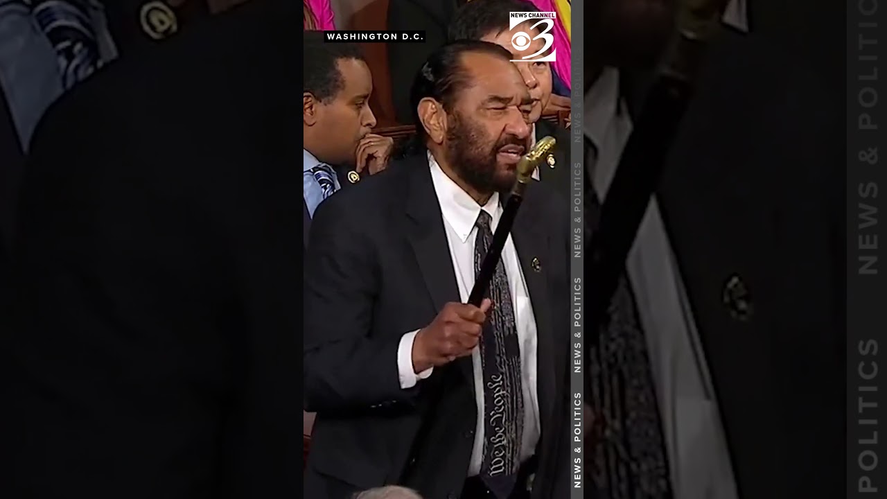 "This is your last warning": Speaker Mike Johnson tells Rep. Al Green during Trump's remarks