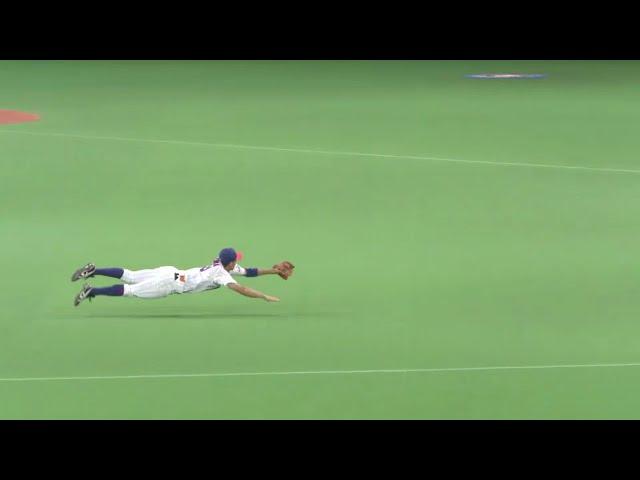 【5回表】ここにファイターズ・中島卓出現!! 逆を突かれるも抜群の反応を見せる!! 2015/8/7 F-E