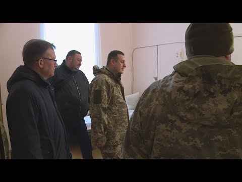 Військові, які відновлюються у коломийських медзакладах, отримали подарунки