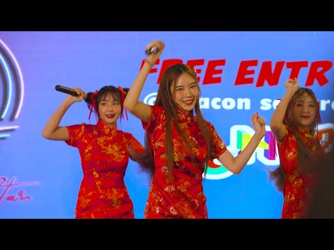 Wawa Daisy Daisy - ตึกตัก (TukTak) [กี่เพ้า Qipao] 20220130 [Fancam 4K]