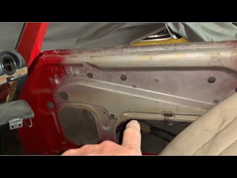 Mercedes R107 how to remove door card, window glass, regulator and locking mechanism