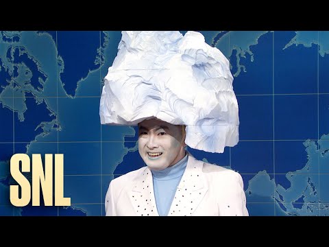 , title : 'Weekend Update: The Iceberg on the Sinking of the Titanic - SNL'