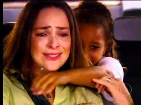 Sete Pecados - O carro de Simone capota