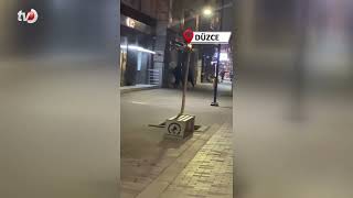 Düzce’nin En İşlek Caddesinde Kavga Kamerada