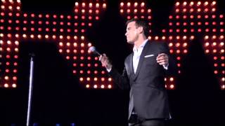 Robbie Williams show 2002 - 06 - Have You Met Miss Jones