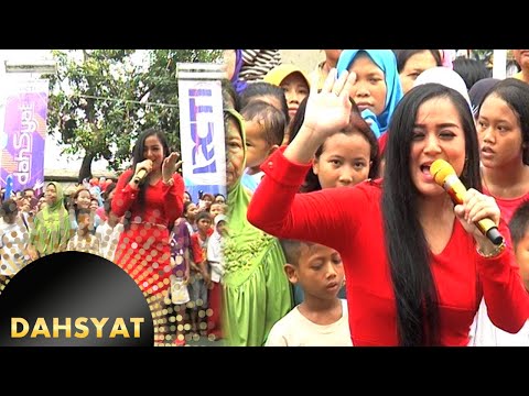 Juwita Bahar Menggoyang Komplek BKBBS Dengan Lagu 'Cup Dikecup' [Dahsyat] [27 Mei 2016]