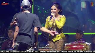 Download lagu EGONE WONG TUWO || VOC. SILVI KUMALASARI || CAMPURSARI SURYA BUANA LIVE GEDANGSEWU PARE KEDIRI !!! mp3