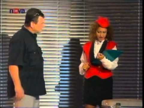 Yvetta Blanarovičová, Petra Černocká a Václav Postránecký / scénka Letiště - Dobroty/