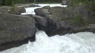 preview picture of video 'Natural Bridge, Yoho National Park, Field, BC, Canada'
