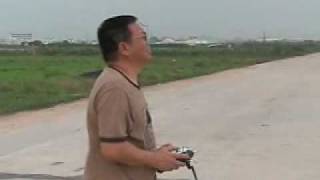 AT PRO'S E-SCREAMING THRUSH.wmv