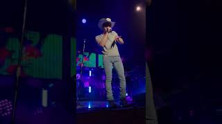 Dustin Lynch - Mind Reader/God’s Plan 9/30/18