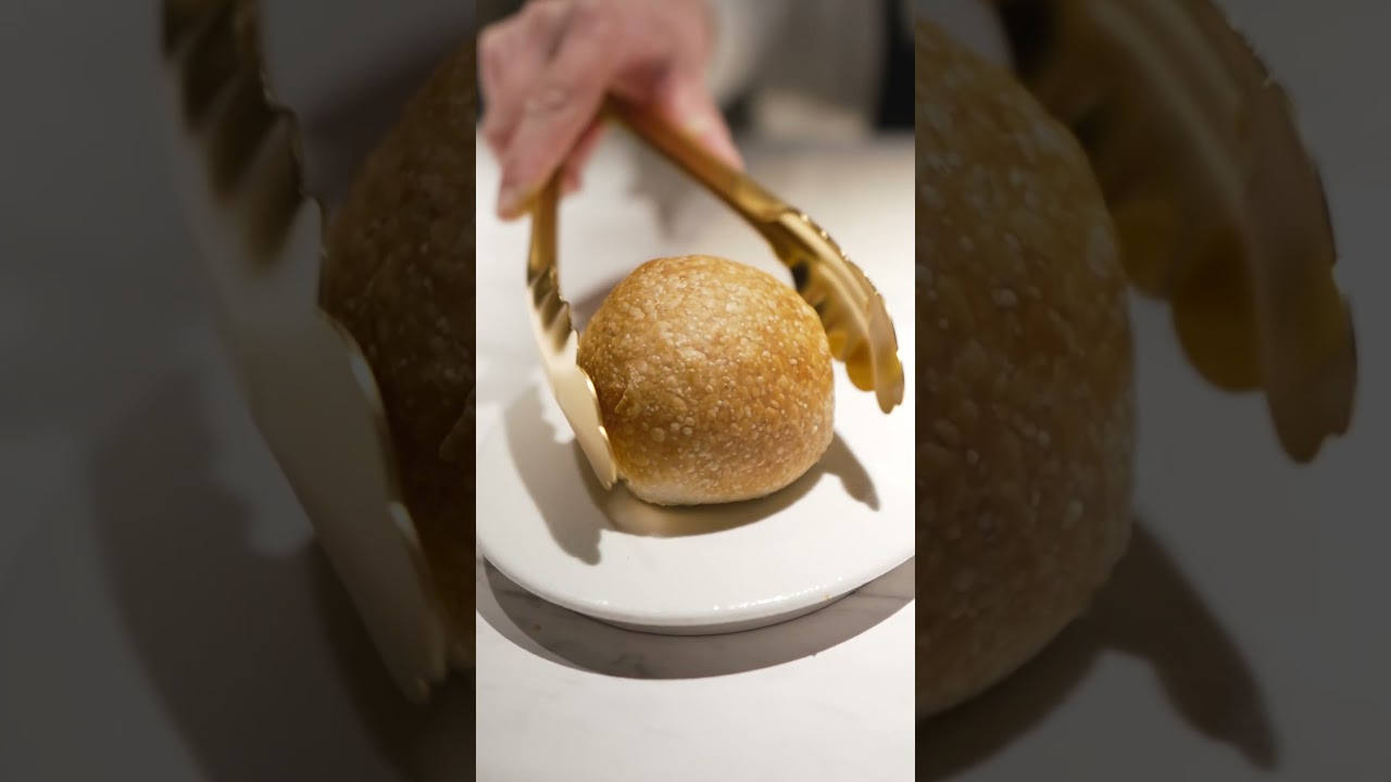 東白楽の完全予約制、隠れ家レストラン FRECCIA ROSSA。