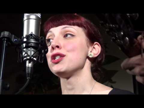 I Ain't Gonna Give Nobody None of My Jelly Roll (Nena Marinelli, Michele Dal Lago, Giusi Pesenti