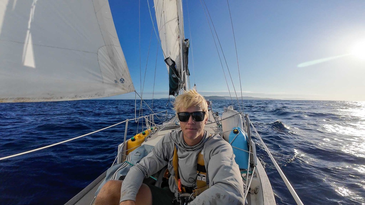 Solo Sailing in Fiji