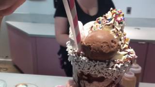 VLOG: Peace Treats