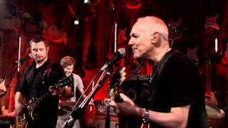 Peter Frampton &quot;Show Me the Way&quot; on Guitar Center Sessions on DIRECTV