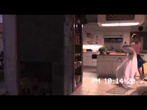Paranormal Activity 3 bed sheet scene