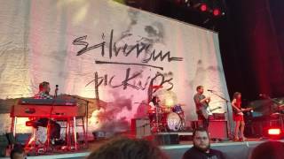 Silversun Pickups - Friendly Fires (live in Philadelphia)