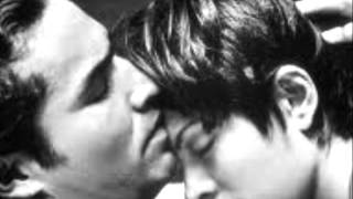 Amarsi è - Amedeo Minghi - la canzone più romantica di tutti i tempi