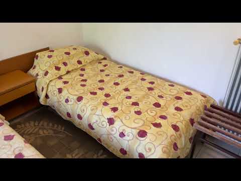 Olympic Torch Hotel.  $36 a night.  Not bad... - Olympia Ὀλυμπία Greece - ECTV