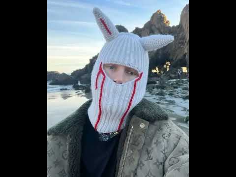 Machine Gun Kelly.- Breaking news 2 unreleased