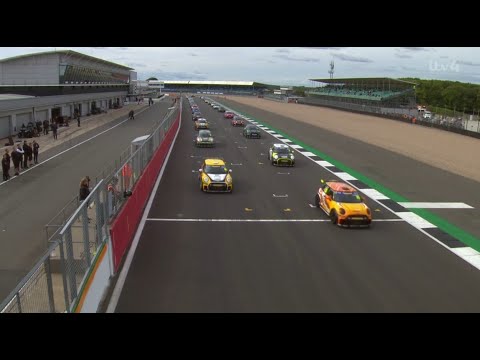2022 Mini Challenge UK - Round 17 Silverstone