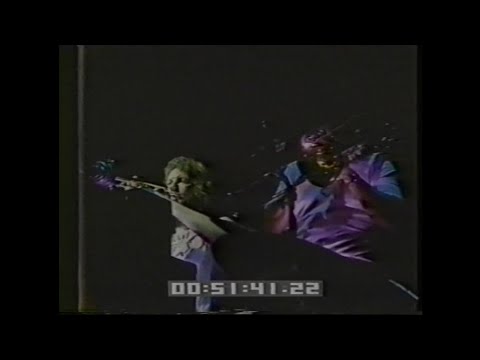 Paul McCartney & Wings - You Gave Me The Answer (Live in Seattle 1976)