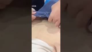 中国美女が整体中に一瞬マ⚫︎毛見えちゃう#shorts