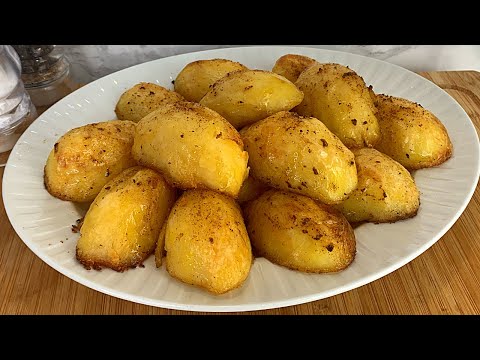Crispy Roast Potatoes Recipe | Easy Oven Baked Potatoes Recipe | Christmas Recipe Ideas