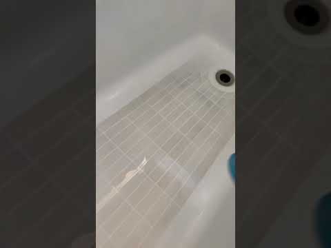 Texture Tub Cleaning