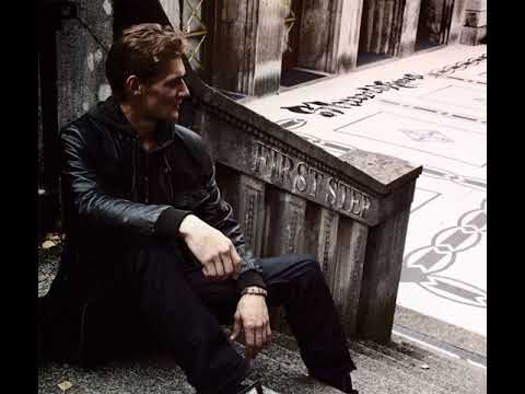 06. Shurickens feat. Iron Mike, Isabel & Misea -  Kopf Hoch