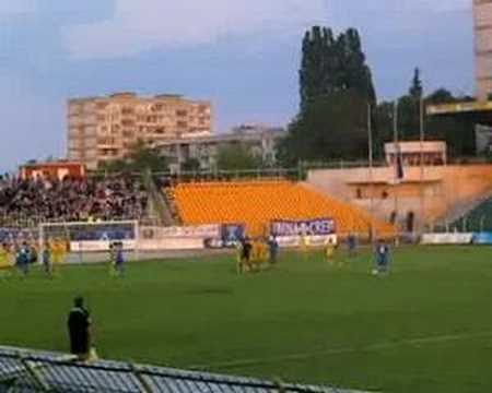 Chernomoretz Burgas - Levski Sofia 6