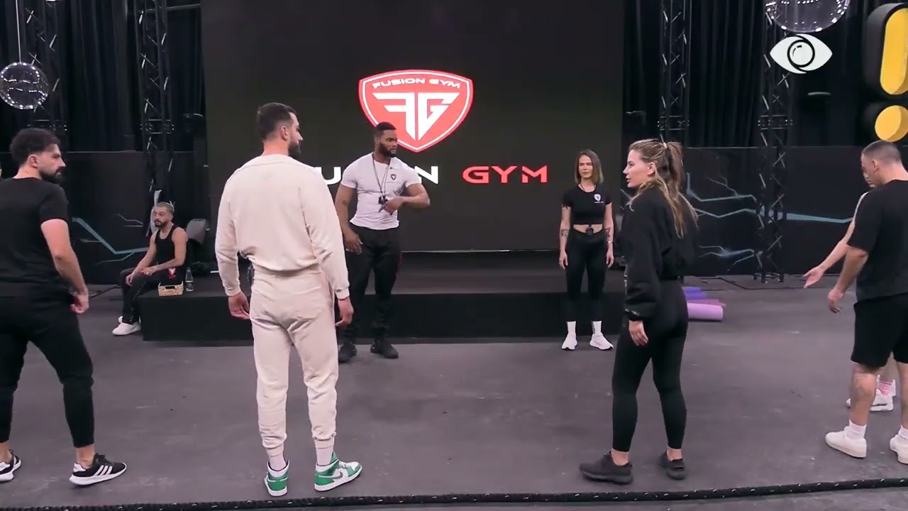 Banorët bëjnë ushtrimin e dytë të stërvitjes
