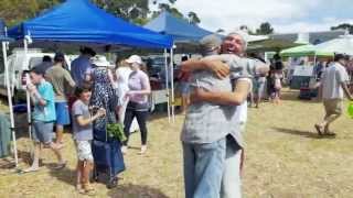 preview picture of video 'Free Hugs Margaret River'
