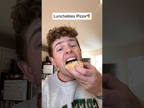 Lunchly VS Lunchables Food Hacks!