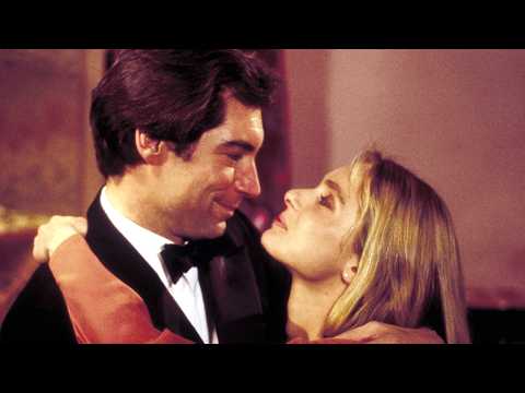 「何でも可能だ」:ヘンリー・カヴィルは依然としてジェームズ・ボンドに興味を持っている