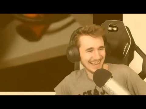 @Fierik Questo e il mio telefono e questa e la p*****a di mio nonno