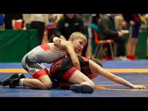 U13 A. Gailiss (LAT) vs N. Gladki (EST) 42kg final. Youth boys freestyle wrestling.