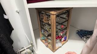 Review of the Emfogo 360 Earring Holder Organizer, Rustic Wood Earring Stand, Rotating Display