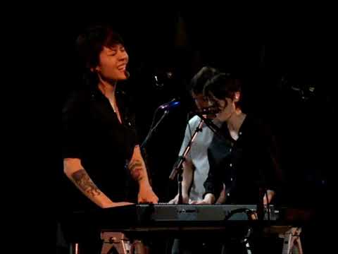 10/23 Tegan and Sara - Banter, North Shore w/ Mess Up + Night Watch @ Orpheum Theater,LA,CA 10/25/09