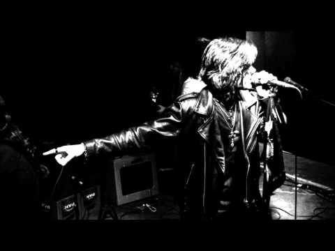 Dino Jelusick - 04. I'm Hoping (Feat Louie Lixx)