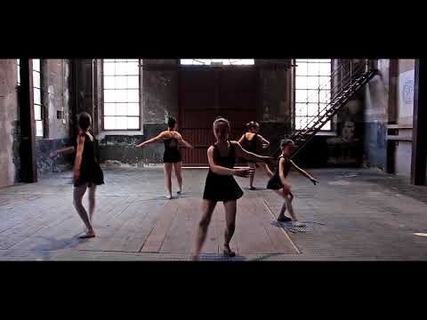 Júlia Isanta - Creep (JS CLÀSSIC )