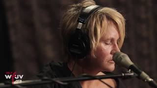 Shawn Colvin - "The Facts About Jimmy" (Live at WFUV)
