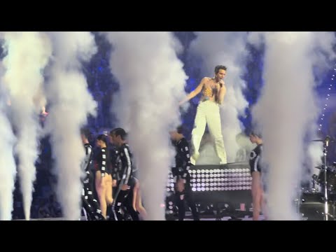 EUROVISION 2022 Final: MIKA HIT-Medley - Interval Act