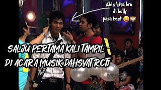 Download lagu Salju band pertama kali tampil di acara musik dahsyat di tahun 2009, jadul banget mp3