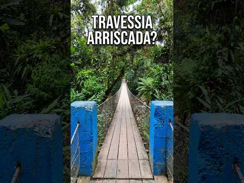 Atravessando a PONTE SUSPENSA do Rio São João (Garuva/SC)