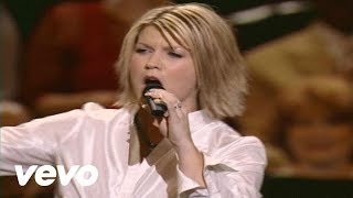 Natalie Grant - I Am Not Alone [Live]