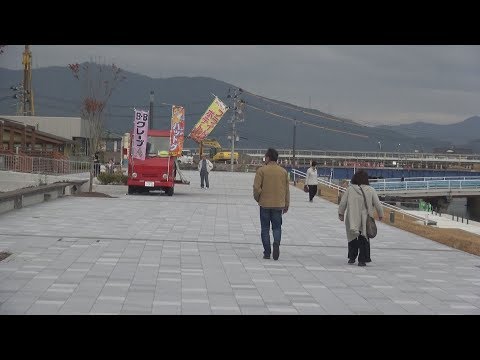 東日本大震災シリーズ82　水辺のテラス広がる～石巻・元気いちば～