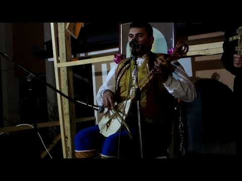 PRAVOSLAVNA SVICE ZORA, SVETINJA SE BRANIT MORA-Vaso Djondovic, gusle