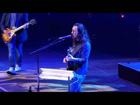 Rush R40 - 2112 - New York 6/29/15